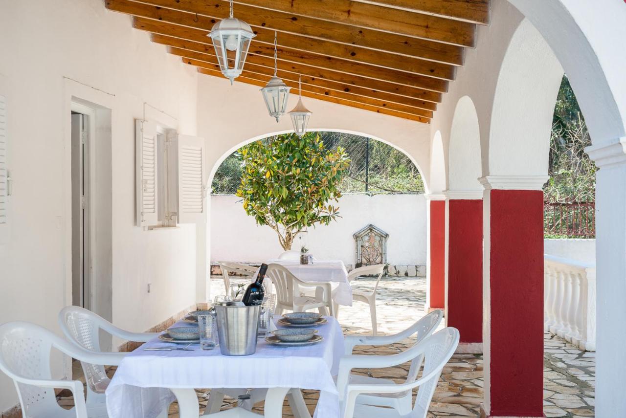 Merlyn Rooms Into The Nature, 100M From The Beach Dafníla Kültér fotó